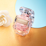 LE PARFUM ESSENTIEL